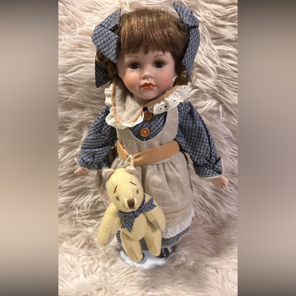 Vintage Dynasty doll collection Charming Blue and Cream Doll with Teddy like new